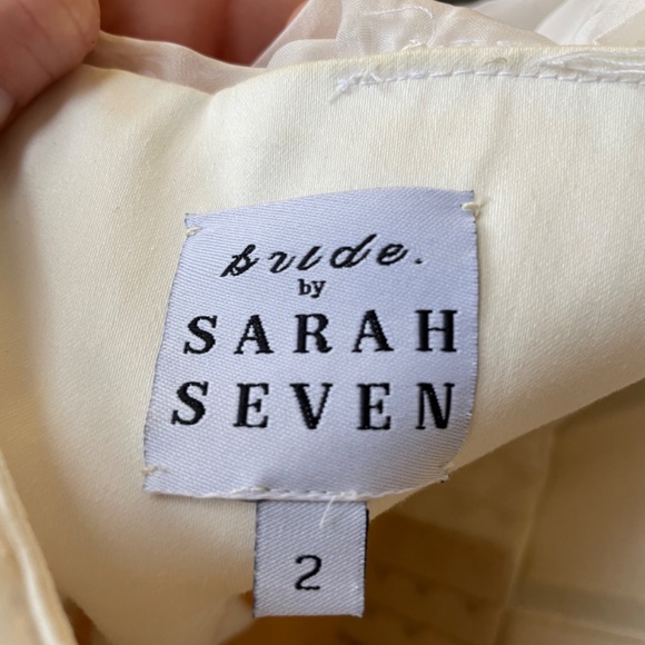 Sarah Seven “Practically Perfect” wedding dress - Picture 8 of 10